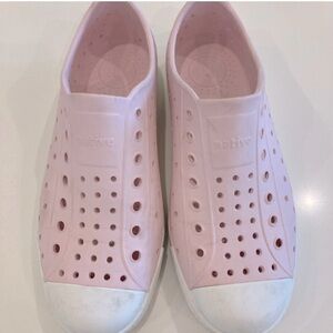 Native Jefferson Girls Pink Slip-On Shoes